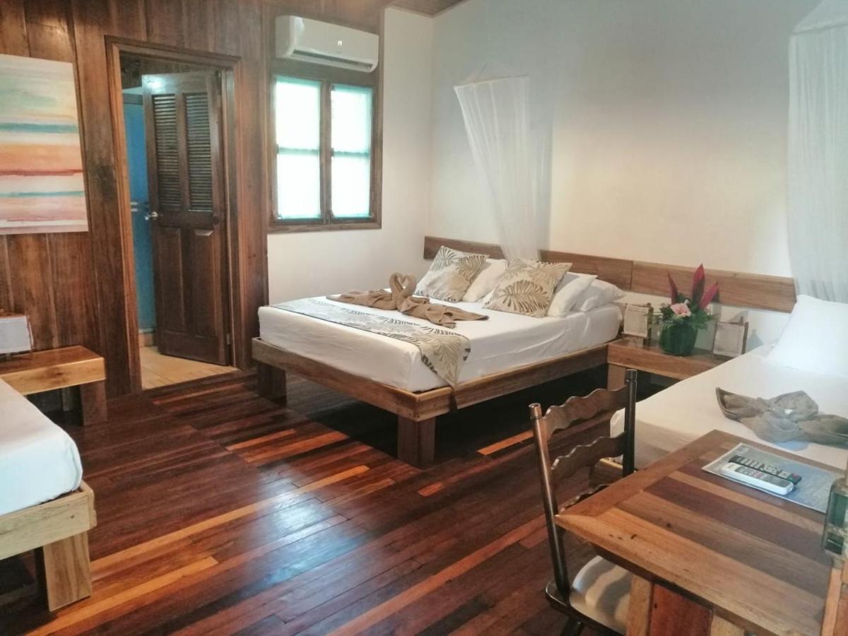 ホテル Escape Caribeno Puerto Viejo de Talamanca エクステリア 写真